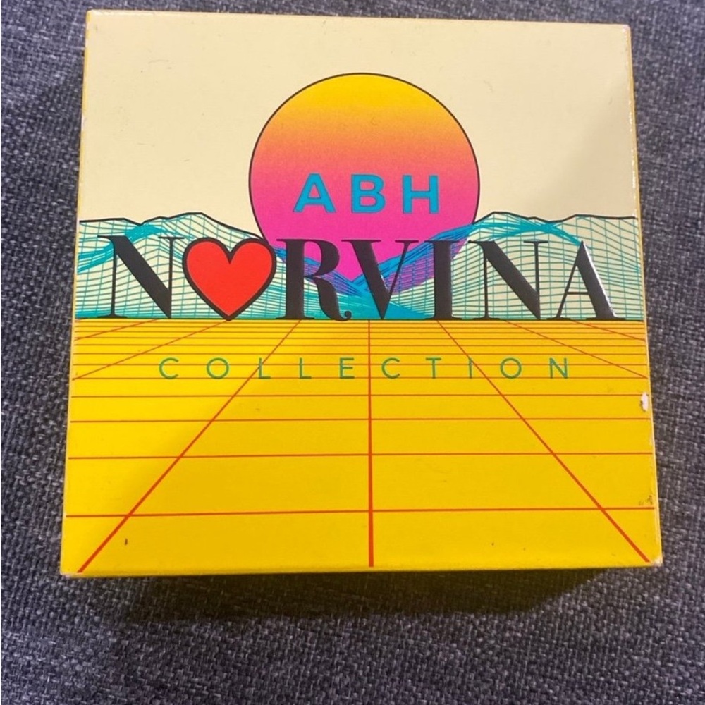 Norvina Mini Pro Pigment Palette Vol. 2